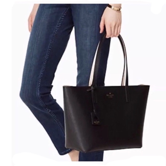 Kate Spade Handbags - Kate • Spade • Scott’s • Place • Lida • Tote